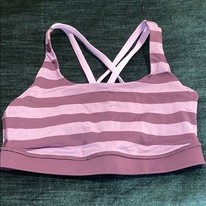 Lululemon sports bra size 6